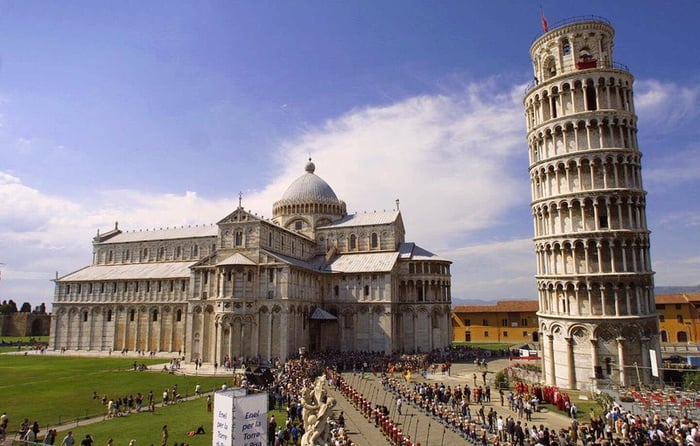 Tìm hiểu về bí ẩn của Tháp nghiêng Pisa - một trong những công trình đặc biệt nhất của Italia.