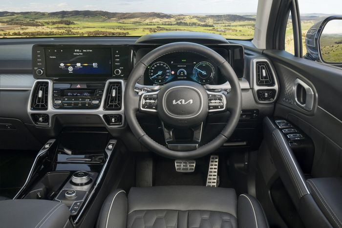 Kia Sorento Hybrid 2022 đã chốt giá từ hơn 47.000 USD