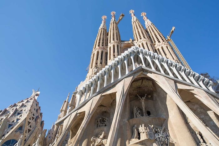 Thánh đường Sagrada Familia là một tuyệt phẩm kiến trúc tại Tây Ban Nha