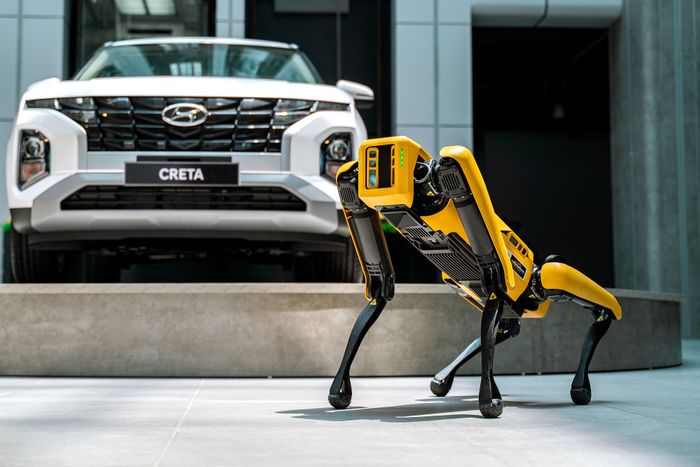 Hyundai Thành Công Việt Nam giới thiệu robot SPOT đến thị trường trong nước