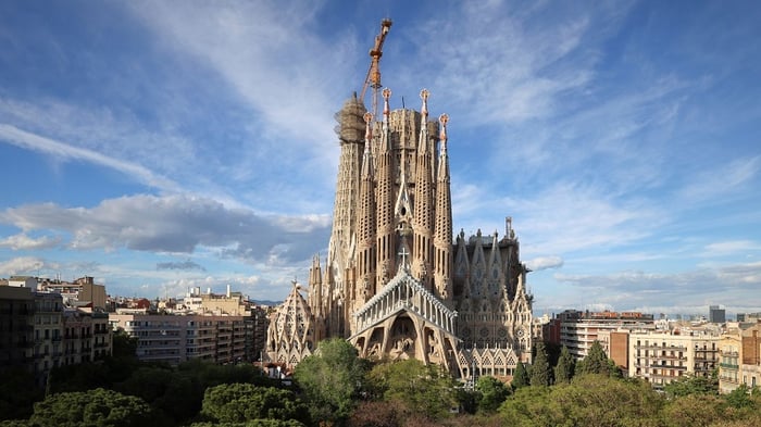 Thánh đường Sagrada Familia là một tác phẩm kiến trúc xuất sắc tại Tây Ban Nha