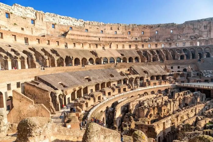 Kiệt tác kiến trúc Đấu trường La Mã Colosseum đã tồn tại qua hàng thế kỷ 10