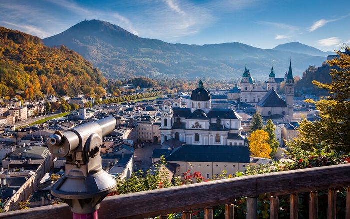 Khám phá Salzburg và thưởng ngoạn vẻ đẹp tuyệt vời và lãng mạn của cảnh quan