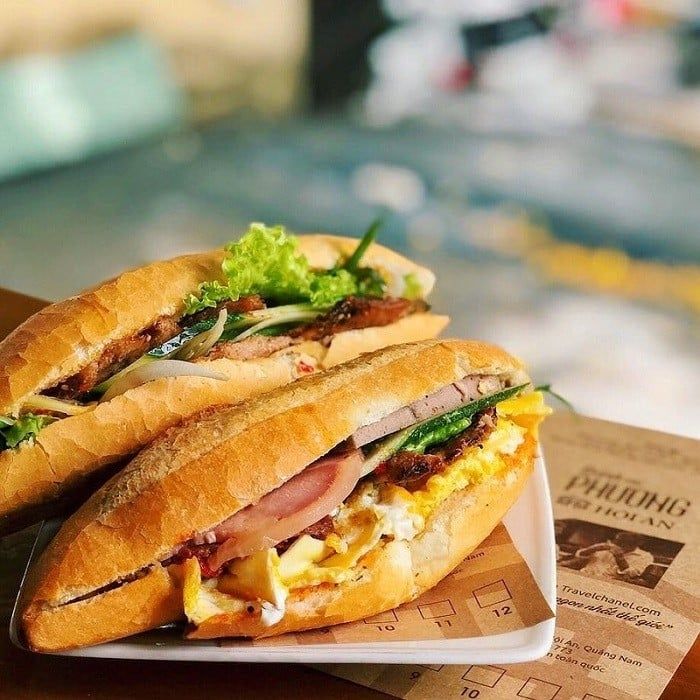 Bánh mì Phượng (Nguồn: Pinterest)