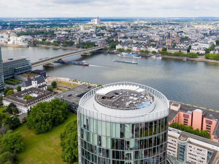 Khám phá Köln cổ kính bên dòng sông Rhine, Đức 10