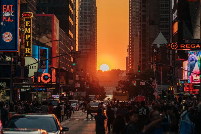 Thưởng thức sự kiện hoàng hôn Manhattanhenge đẹp độc đáo 3