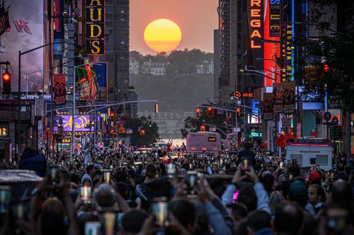 Chiêm ngưỡng sự kiện hoàng hôn Manhattanhenge đẹp tuyệt sắc 4