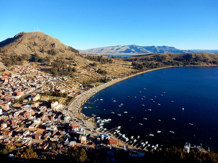 Khám phá Hồ Titicaca - viên ngọc quý của Peru 5