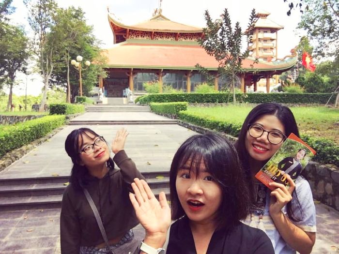 Tour du lịch kết thúc tại núi Bà Đen, thành phố Hồ Chí Minh