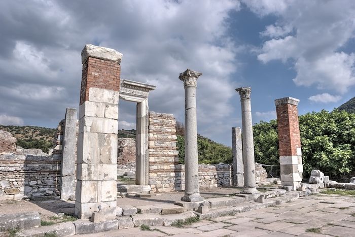 Ephesus, nơi thiêng liêng được đề cập trong Sách Khải Huyền và Phúc âm Gioan 6