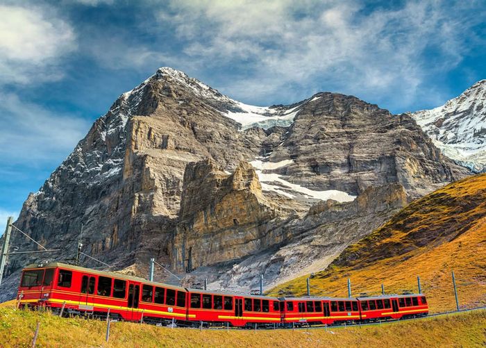 Vượt qua Jungfrau, đỉnh núi lớn vĩ đại nhất châu Âu 7