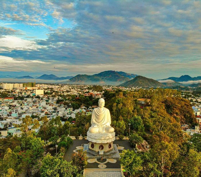 Khám phá vui vẻ ở trung tâm thành phố Nha Trang