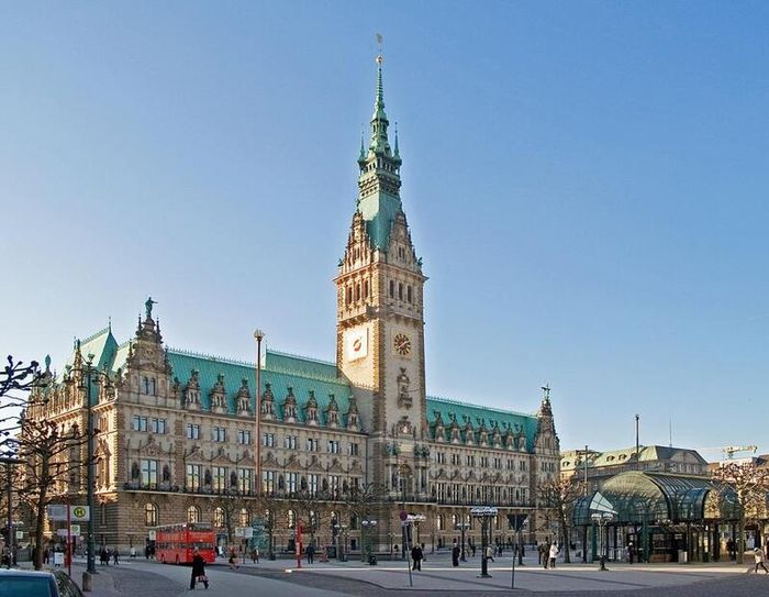 Hamburg, thành phố cảng của Đức, nơi ký ức và hiện tại giao thoa.