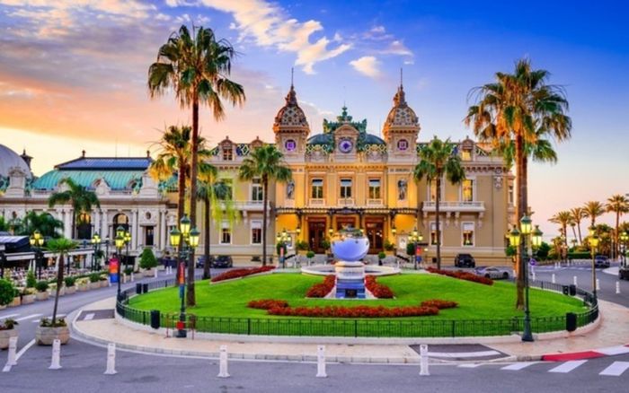 Thưởng ngoạn Monte Carlo với những điểm đến xa hoa, tráng lệ 5