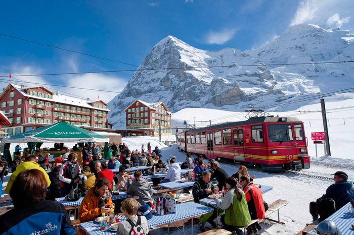 Chinh phục đỉnh Jungfrau, điểm cao nhất châu Âu lần 3