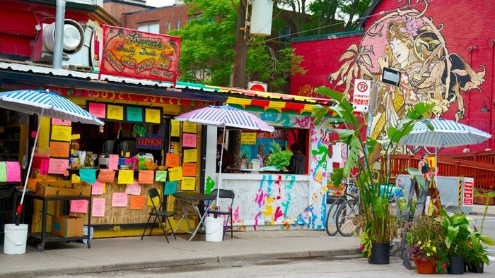 Toronto, một trong những thành phố đông dân và đa văn hóa hàng đầu trên thế giới