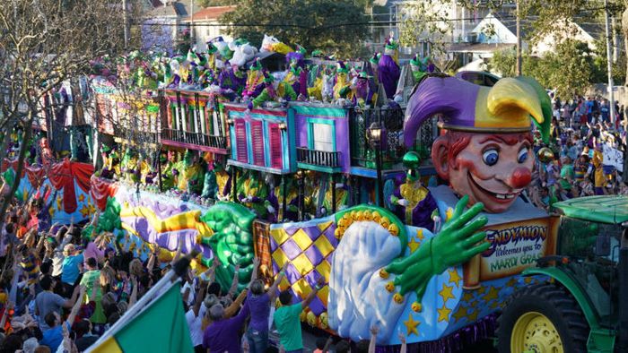 Đắm chìm trong không khí sôi động và thú vị của lễ hội Mardi Gras