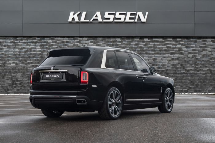 Rolls-Royce Cullinan phiên bản bọc thép có giá 1 triệu USD klassen-rolls-royce-cullinan-6.jpg