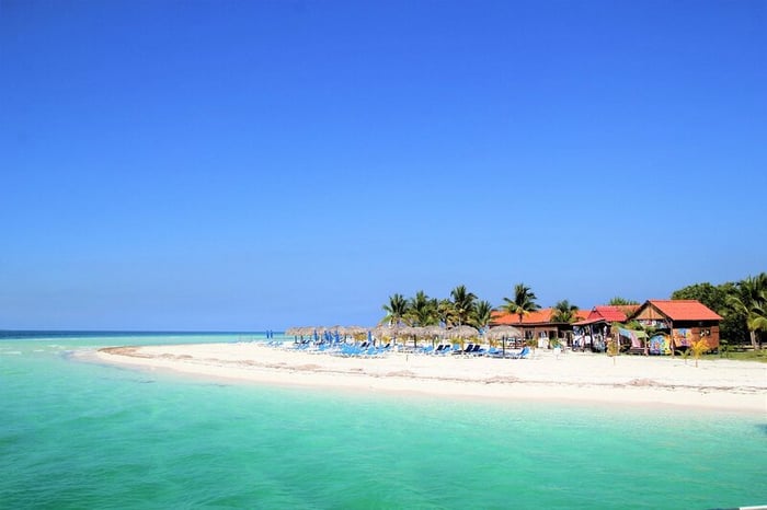 Varadero, thị trấn nghỉ dưỡng bên biển xanh tại Cuba 8