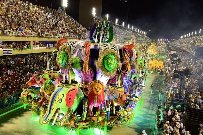 Trải nghiệm du lịch Brazil và khám phá thế giới sôi động với sắc màu Latinh