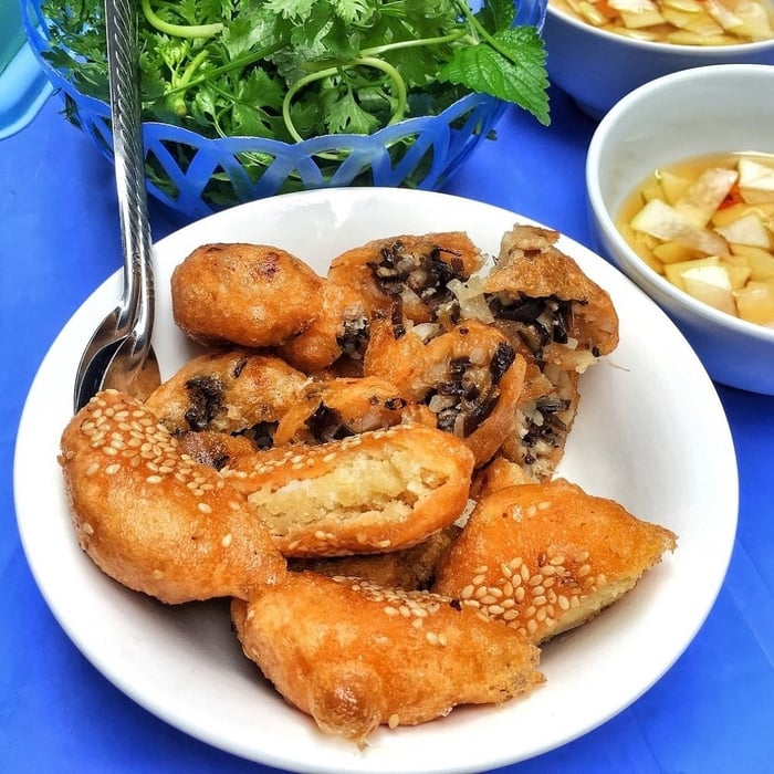 Bánh rán mặn Hà Nội