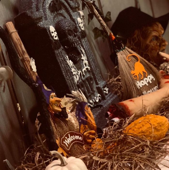 Trang trí lớp mầm non trong ngày Halloween