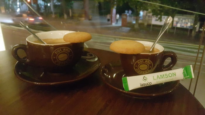 Tìm về những kỷ niệm xưa tại Cafe Ba Lê Côn Đảo