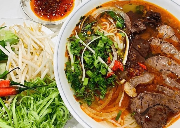 Bún bò Huế Hội An