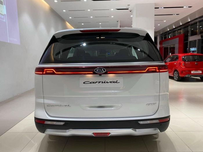 Kia Carnival đã nhận được nhiều nâng cấp đáng chú ý, khách hàng đặt mua sớm sẽ được giảm giá 20 triệu kia-carnival-1.jpg