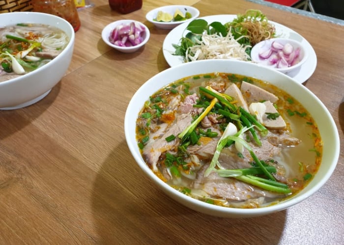 Bún bò Huế Hội An