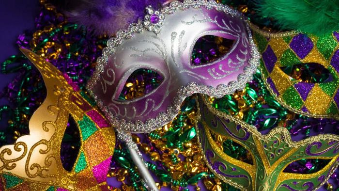 Tham gia lễ hội Mardi Gras để trải nghiệm không khí sôi động và thú vị