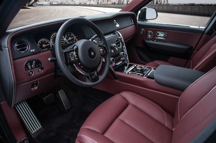 Rolls-Royce Cullinan phiên bản bọc thép có giá 1 triệu USD klassen-rolls-royce-cullinan-15.jpg