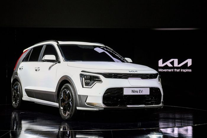 Kia Niro 2023 ra mắt: Xe SUV nhỏ gọn và năng động cho người dùng hiện đại 2023-kia-niro-1-1.jpg