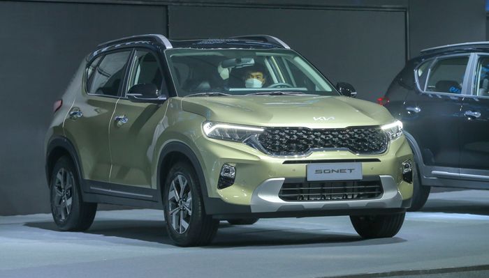 Ảnh thực tế của Kia Sonet 2021, có giá từ 499 triệu và vừa mới ra mắt (sonet-2021-1.jpg)