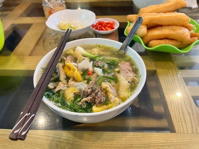 Phở gà Hà Nội