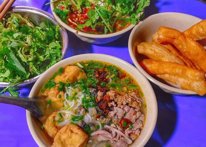 Bún bò Huế Hội An