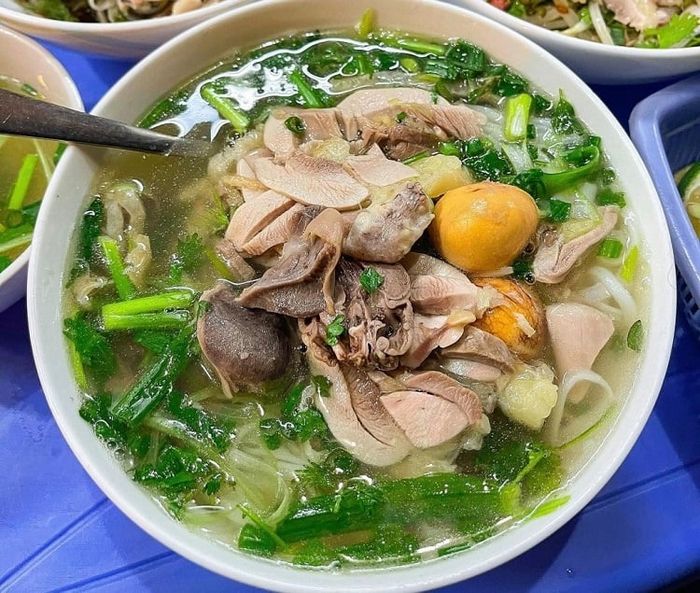 Phở gà Hà Nội