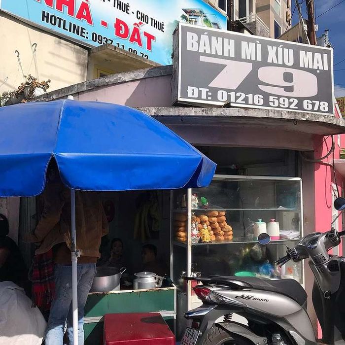 Bánh mì xíu mại Đà Lạt