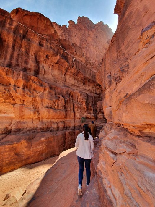 Sa mạc Wadi Rum, thung lũng ánh trăng với vẻ đẹp siêu thực 6