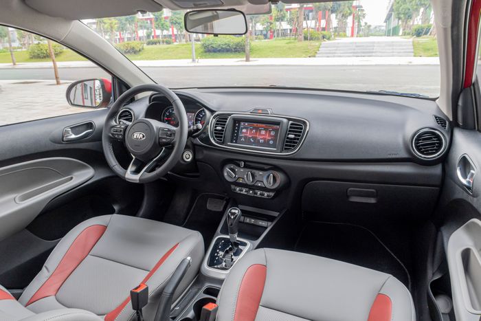 Kia Soluto: Sự lựa chọn hoàn hảo cho người mới mua xe