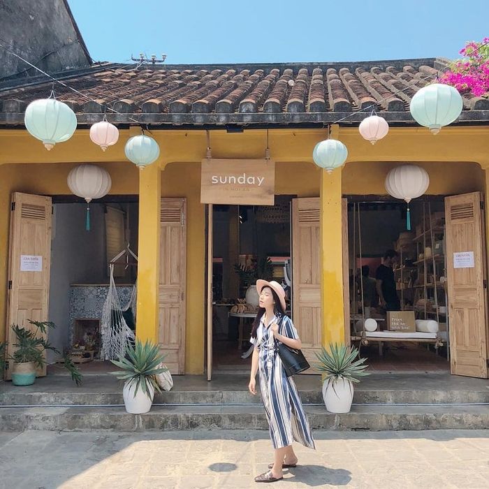 Check-in tại cửa hàng Sunday in Hoi An (Ảnh: thu thập)