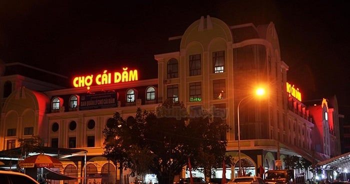 Chợ Hạ Long