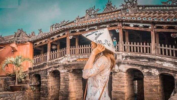 Check-in Hội An “CHÁY MÁY” tại chùa Cầu Hội An (Ảnh: sưu tầm)