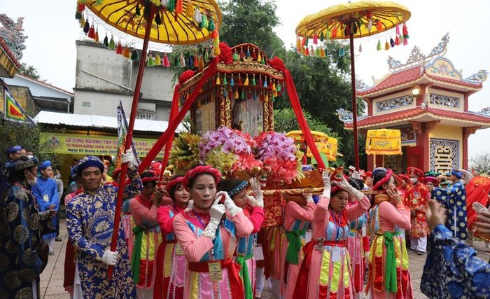 Lễ hội Thủy Long Thánh Mẫu