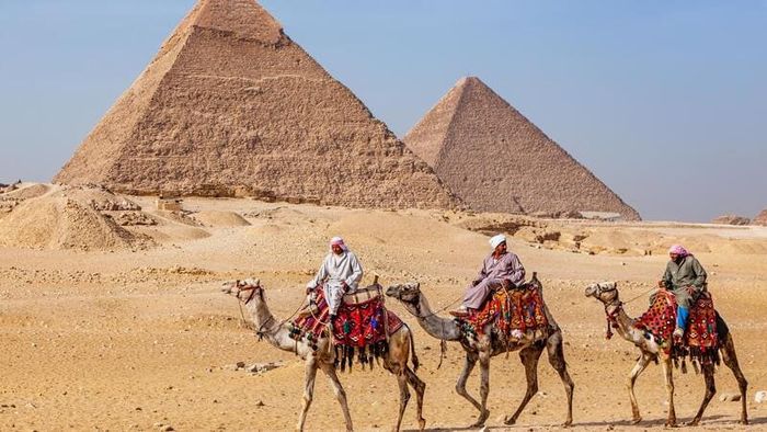 Quần thể kim tự tháp Giza, một trong những kỳ quan bí ẩn hàng đầu tại Ai Cập 5