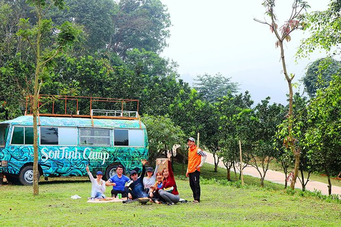 Du lịch gia đình gần Hà Nội sẽ trở nên thú vị hơn với Sơn Tinh Camp.