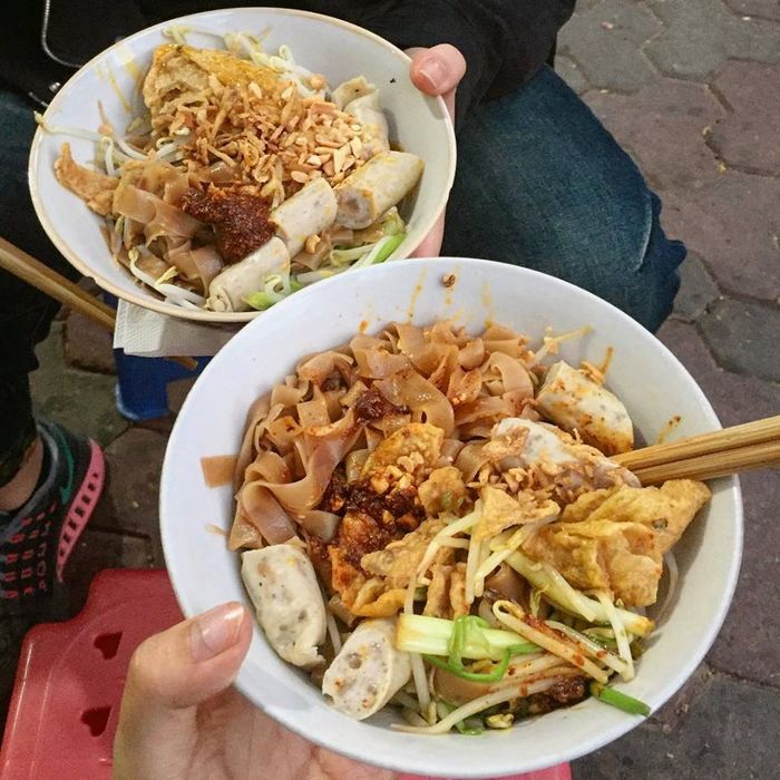 Bánh đa trộn Hà Nội