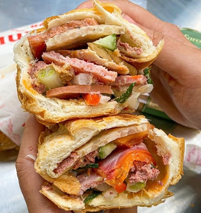 Bánh mì heo quay Đà Nẵng