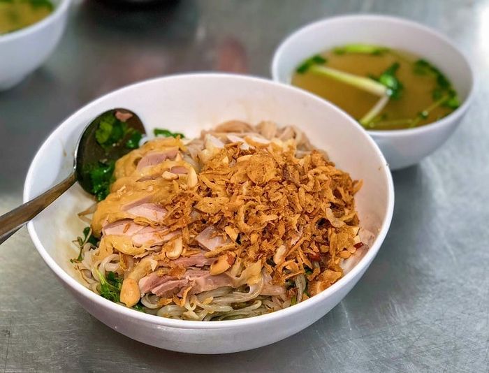 Phở đêm Hà Nội