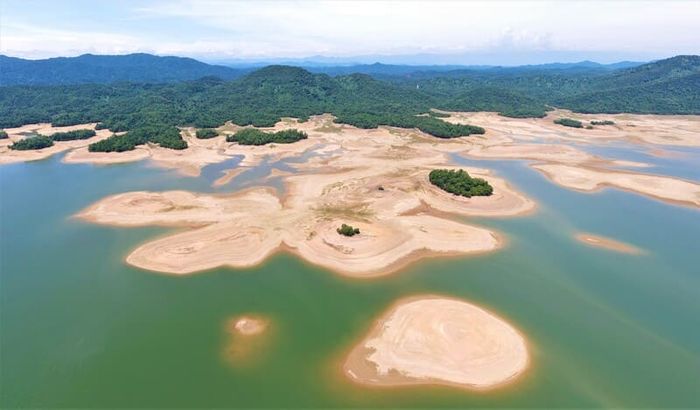Về Hồ Kẻ Gỗ và nghe những bản hò Nghệ Tĩnh
